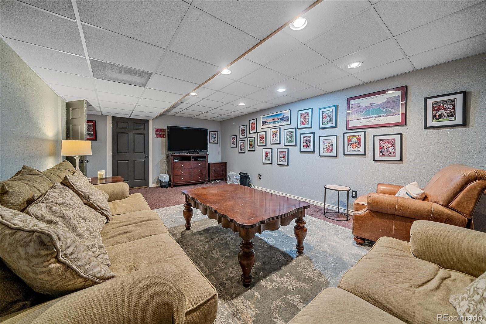 9962 Hawthorne Street Highlands Ranch, CO 80126 - Photo 29 of 33