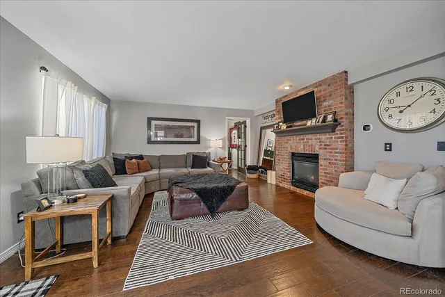 $869,000 | 9962 Hawthorne Street, Highlands Ranch, CO 80126