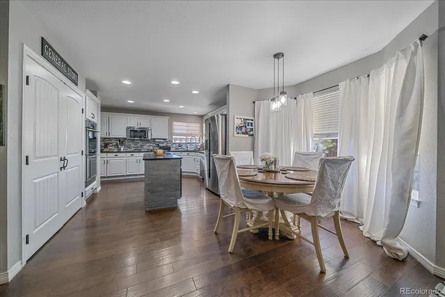 $869,000 | 9962 Hawthorne Street, Highlands Ranch, CO 80126