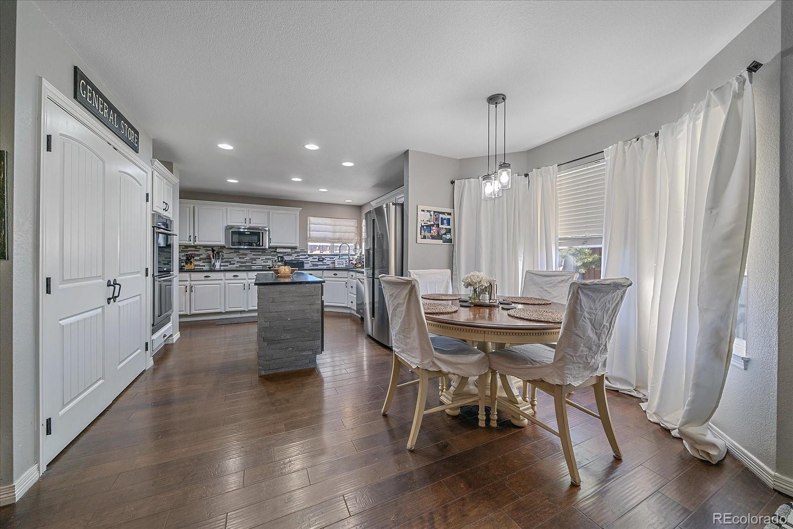 9962 Hawthorne Street Highlands Ranch, CO 80126 - Photo 10 of 33