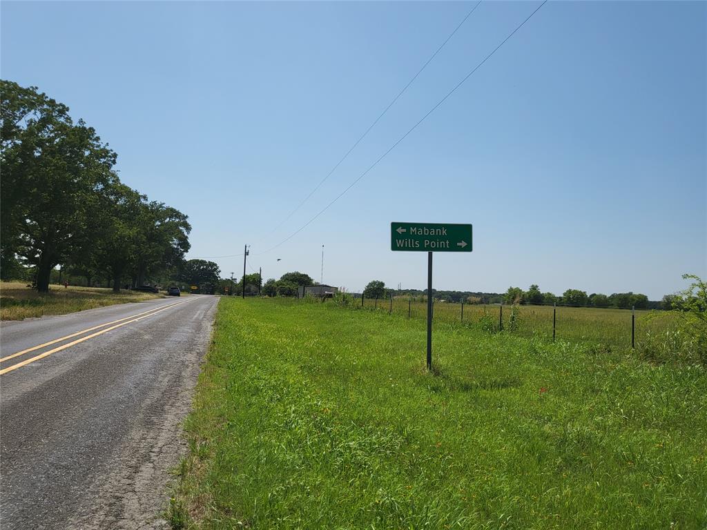 0 Fm 1651 Canton, TX 75103 - Photo 7 of 9 a view of a park with a big yard and large trees