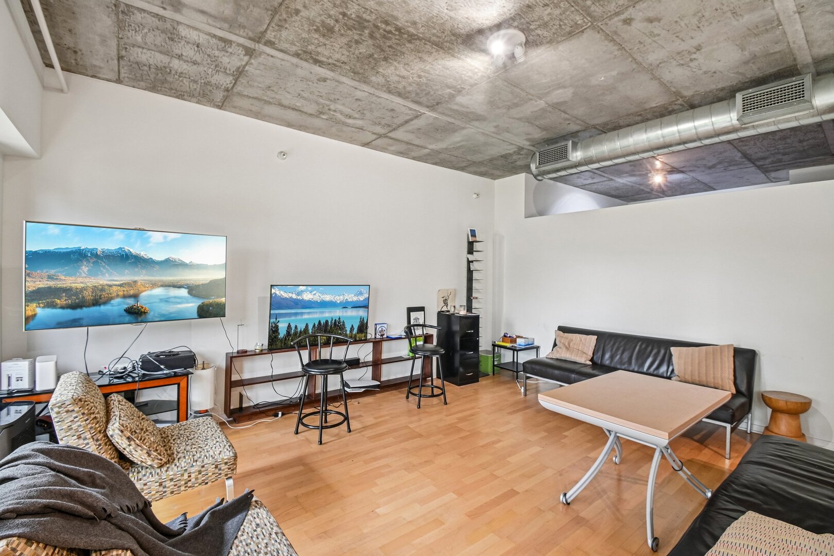 807 Davis Street, Unit 314 Evanston, IL 60201 - Photo 4 of 29
