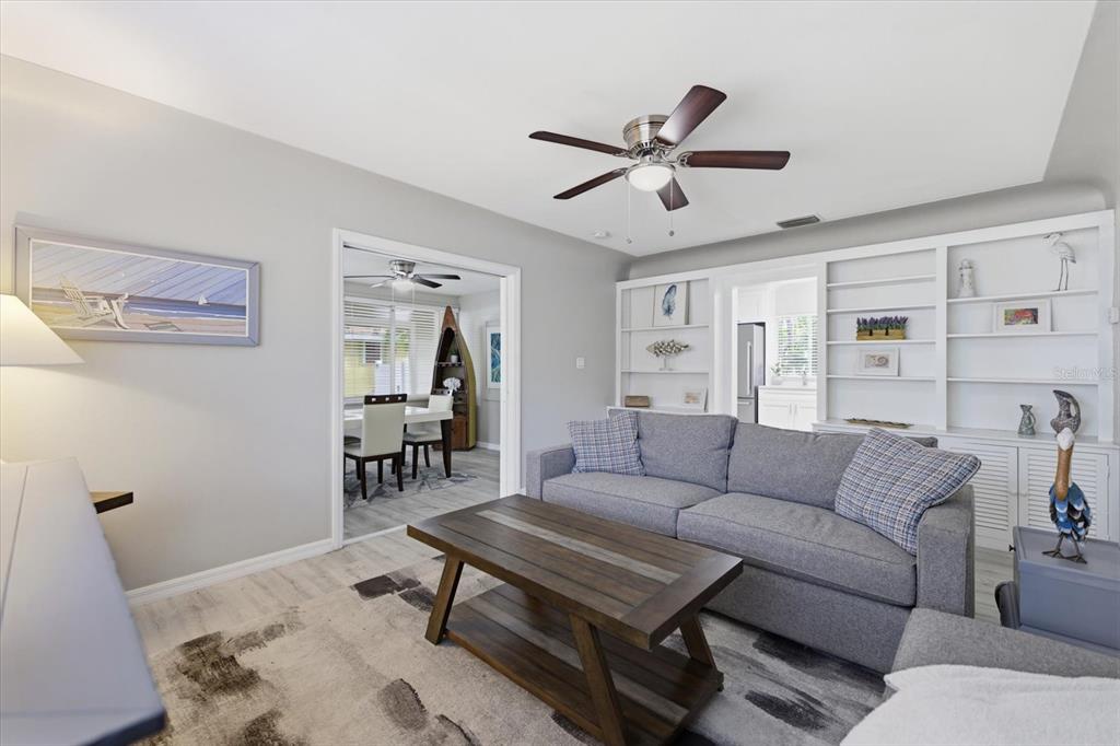 1891 Prospect Street Sarasota, FL 34239 - Photo 5 of 35