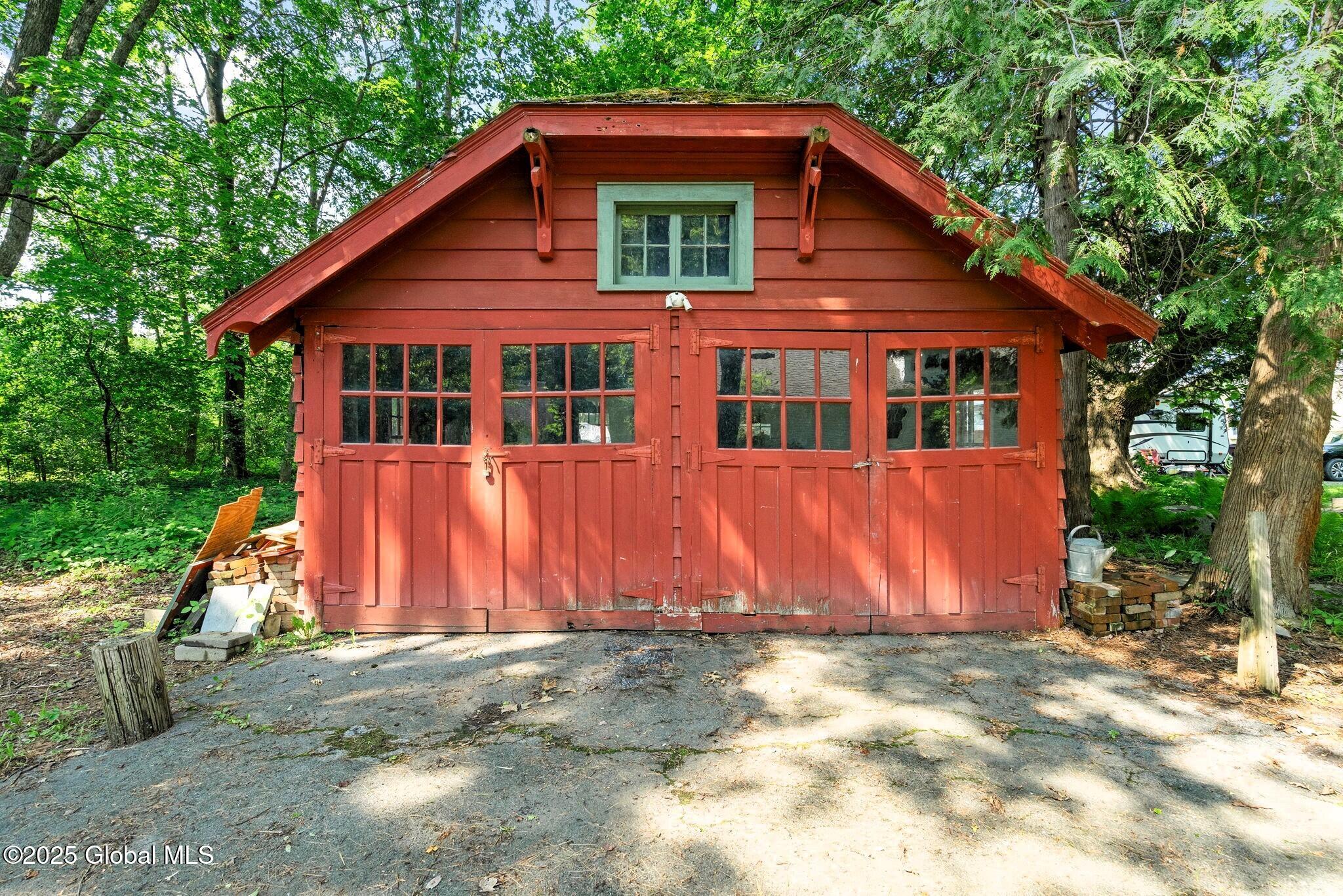 33 Westside Drive Ballston, NY 12019 - Photo 31 of 32 31