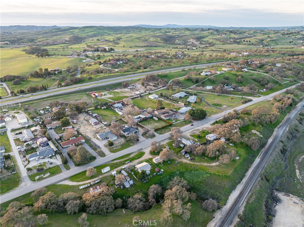 6880 Monterey Road Paso Robles, CA 93446 - Photo 8 of 10