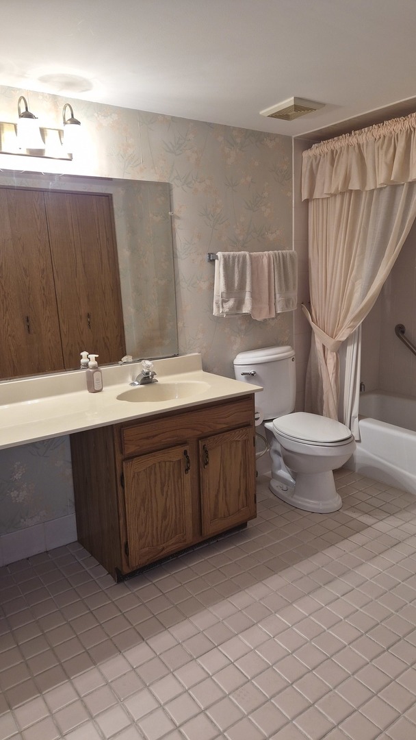 10845 South 84th Avenue, Unit 2A Palos Hills, IL 60465 - Photo 16 of 23