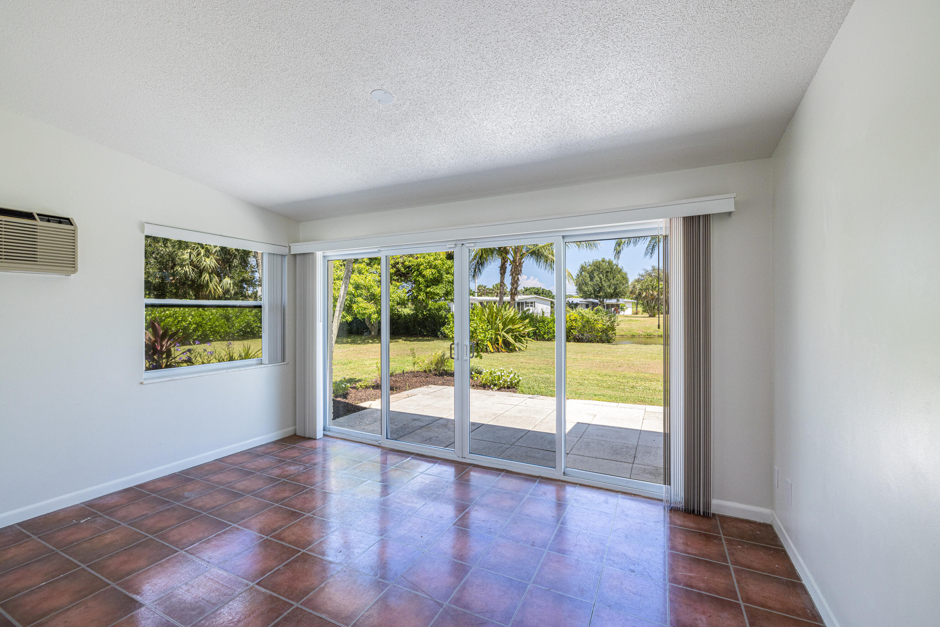 2805 Southeast Pocatella Road Port St. Lucie, FL 34952 - Photo 19 of 34 Sunroom