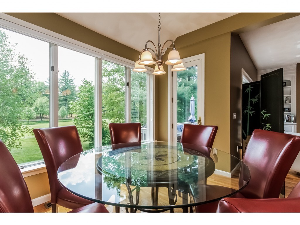 129 Hawthorne Village Road Nashua, NH 03062 - Photo 12 of 36 Gallery Image 12