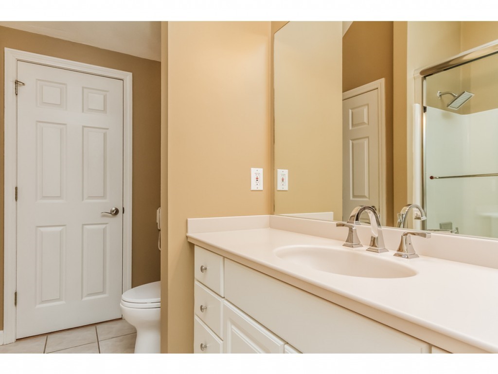 129 Hawthorne Village Road Nashua, NH 03062 - Photo 26 of 36 Gallery Image 26