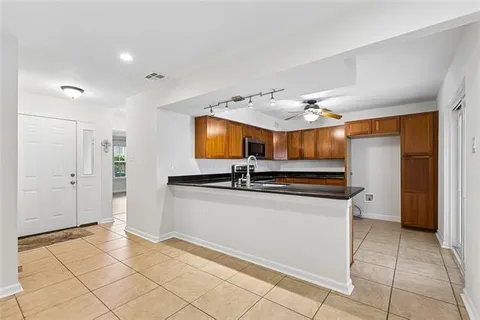 $159,900 | 1500 West Esplanade Avenue, Unit 21A, Kenner, LA 70065