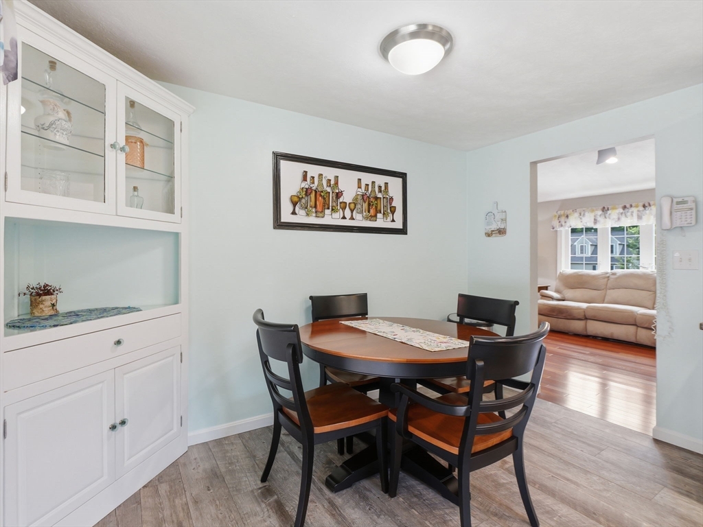 48 Oak Knoll Road Lowell, MA 01852 - Photo 6 of 41
