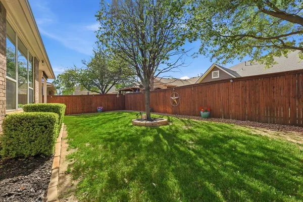 $499,000 | 1161 Bonham Parkway, Lantana, TX 76226