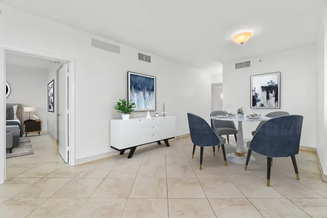 $7,500 | 550 Okeechobee Boulevard, Unit 1723, West Palm Beach, FL 33401