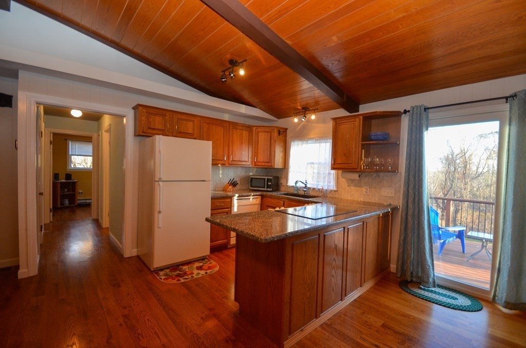 163 Leland Hill Road Sutton, MA 01590 - Photo 6 of 21 Gallery Image 6