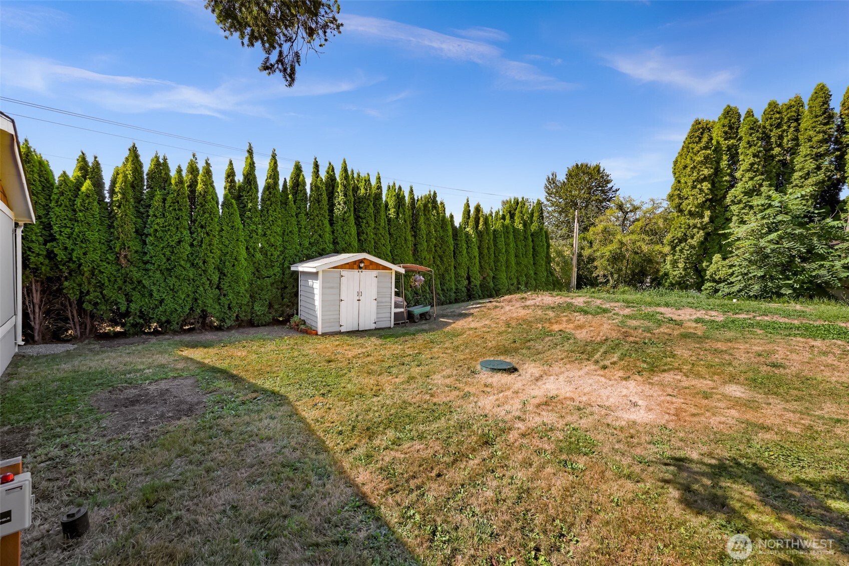 1014 West Smith Road, Unit 36 Bellingham, WA 98226 - Photo 32 of 32 a backyard of a house