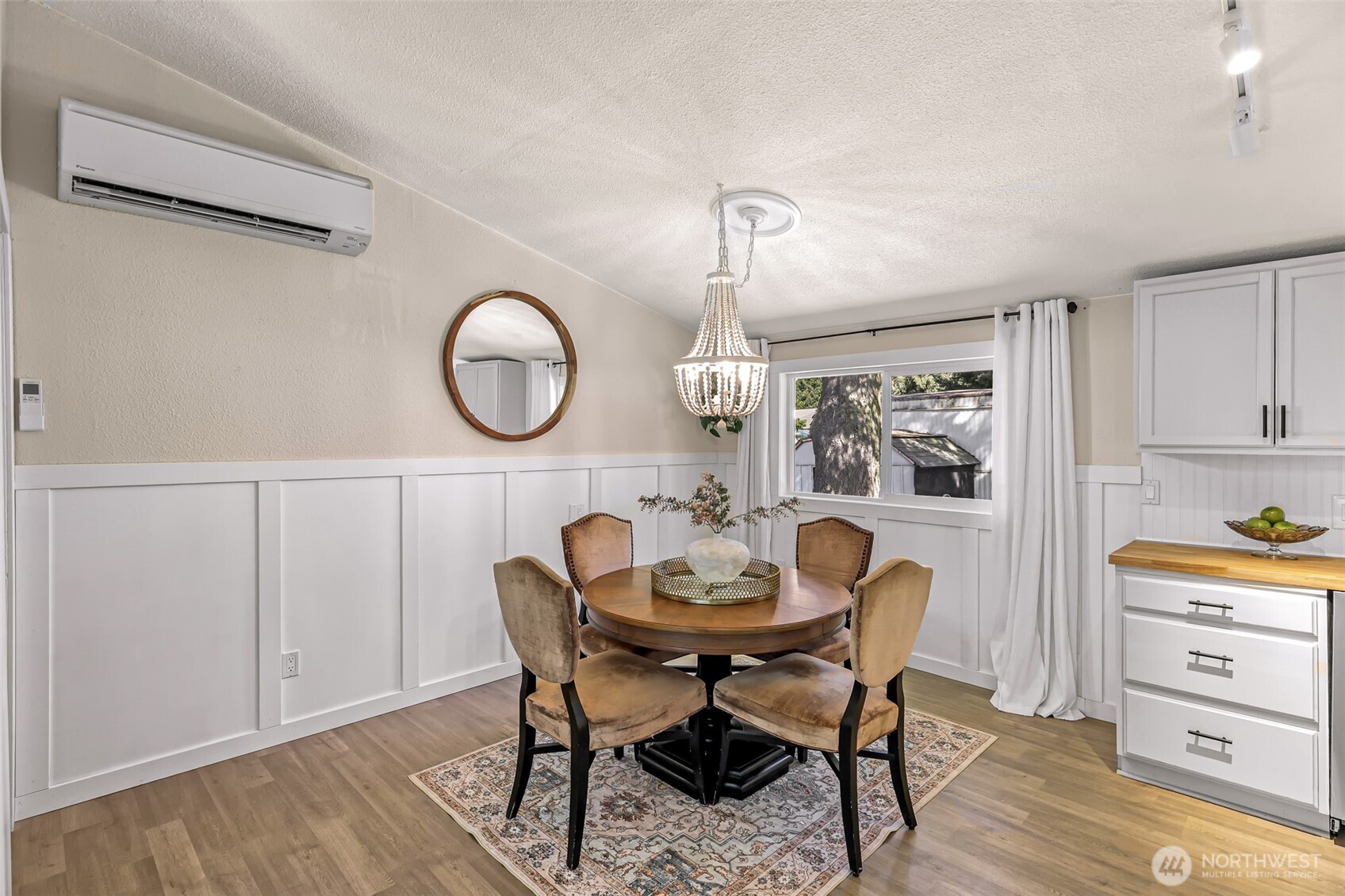 1014 West Smith Road, Unit 36 Bellingham, WA 98226 - Photo 10 of 32 a dining room with furniture and window