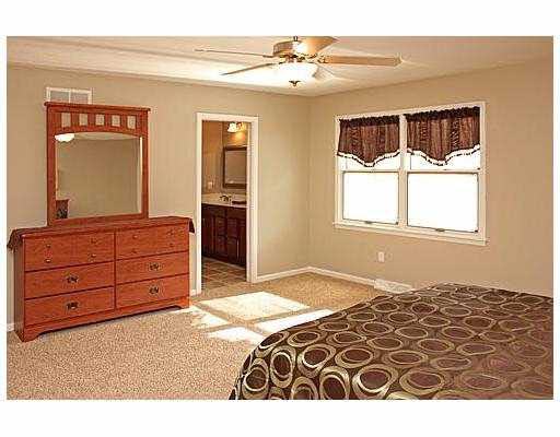 15460 Hunting Ridge Trail Granger, IN 46530 - Photo 7 of 12 Gallery Image 7