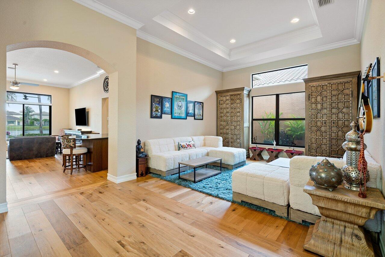 8629 Lewis River Road Delray Beach, FL 33446 - Photo 12 of 39 Living room