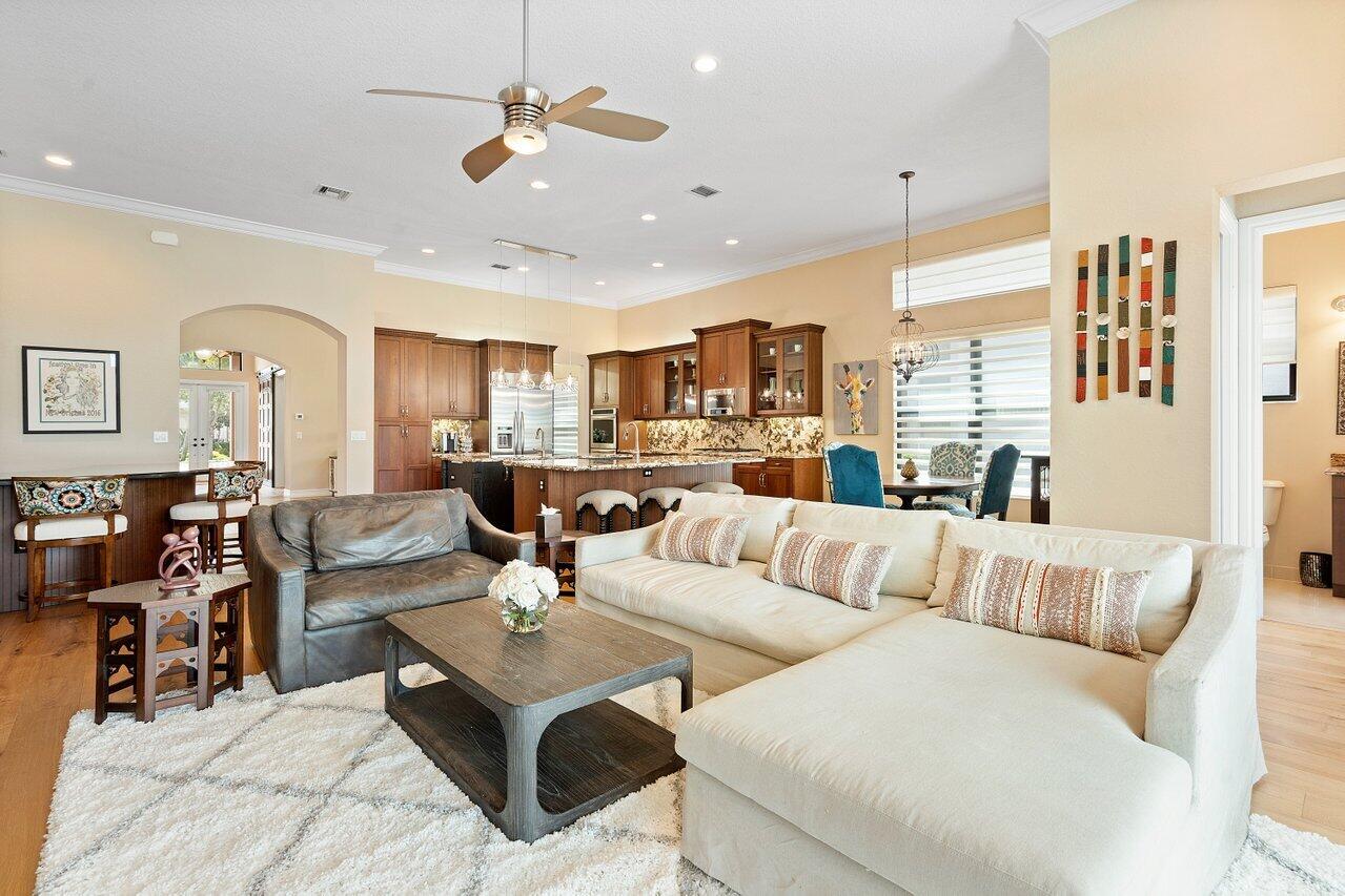 8629 Lewis River Road Delray Beach, FL 33446 - Photo 20 of 39 Family room 2