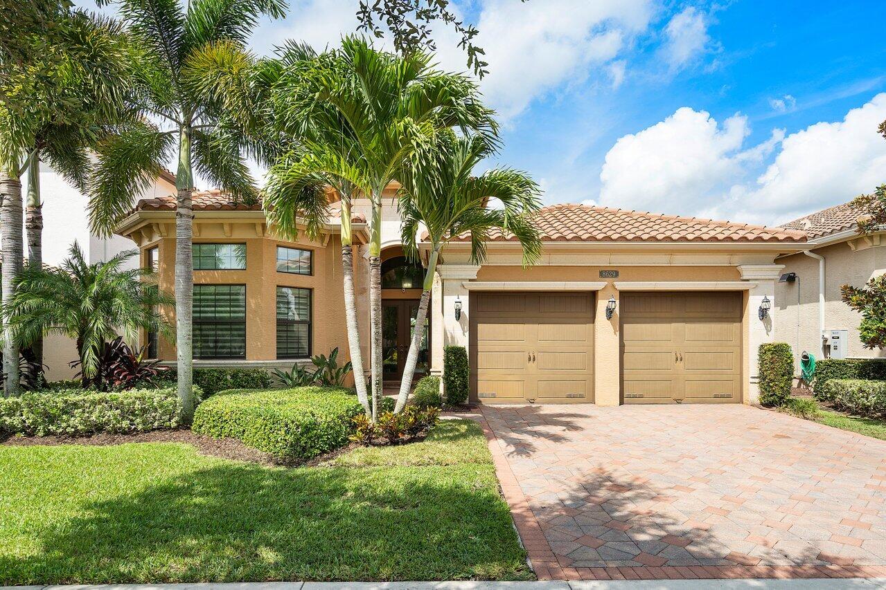8629 Lewis River Road Delray Beach, FL 33446 - Photo 4 of 39 Front