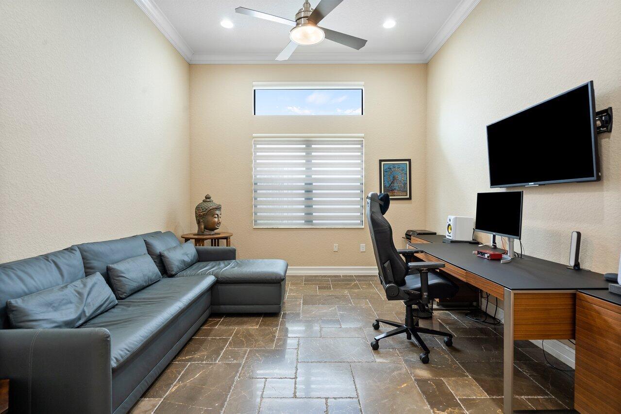8629 Lewis River Road Delray Beach, FL 33446 - Photo 8 of 39 Den/office