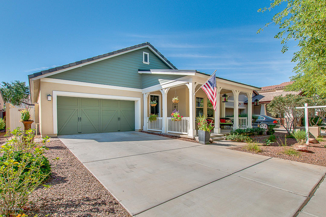 20761 West Ridge Road Buckeye, AZ 85396 - Photo 3 of 41 Front