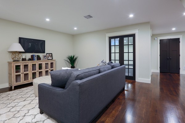 38 Beechcroft Road Newton, MA 02458 - Photo 12 of 15