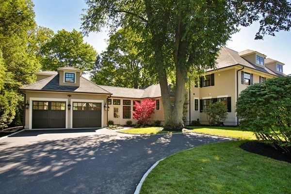 38 Beechcroft Road Newton, MA 02458 - Photo 3 of 15