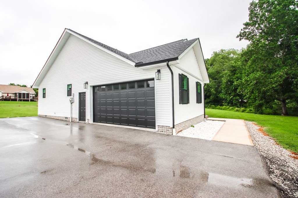 191 Rustling Oaks Drive Sparta, TN 38583 - Photo 6 of 20