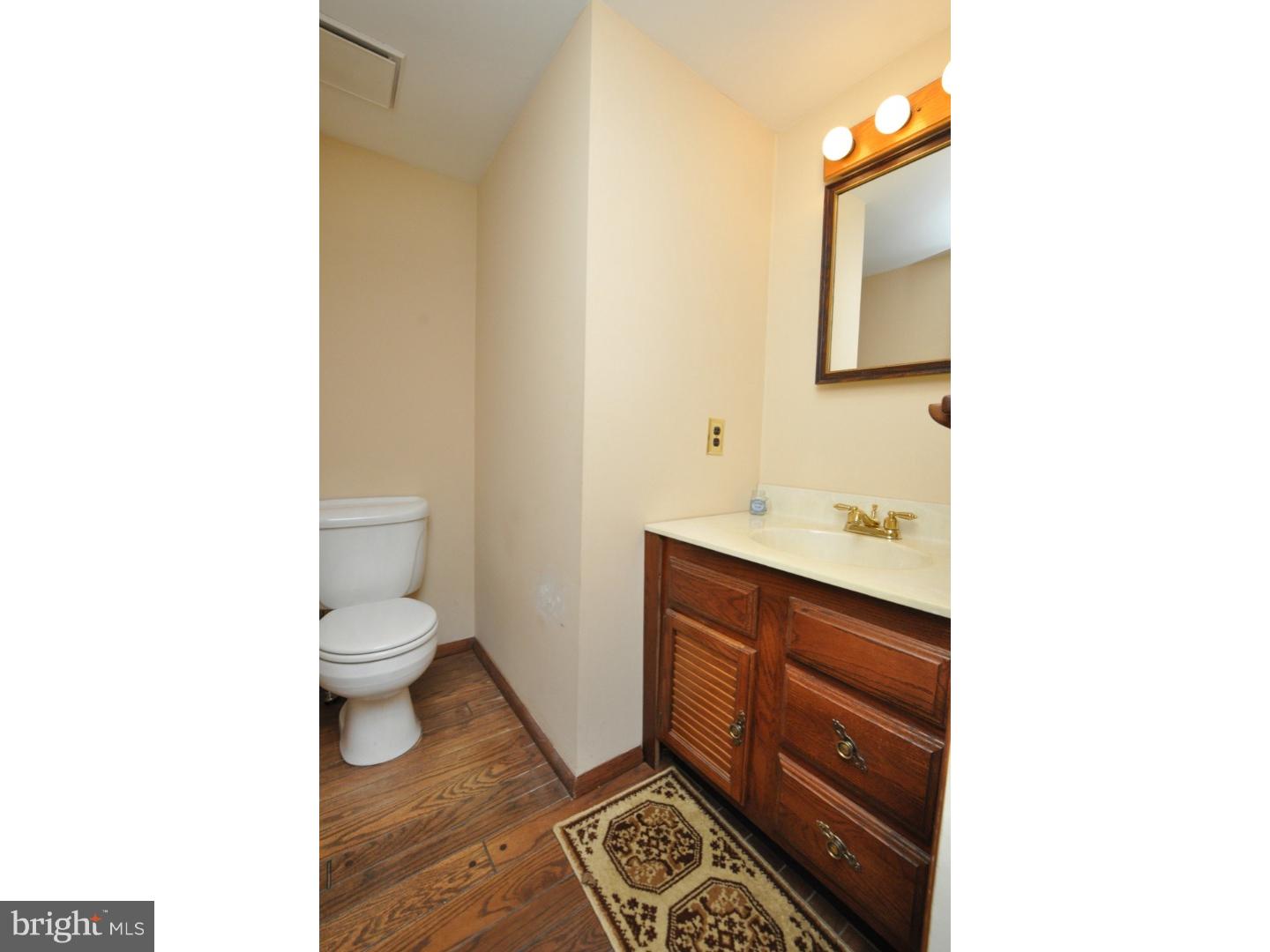 121 Red Stone Ridge Delran, NJ 08075 - Photo 10 of 20