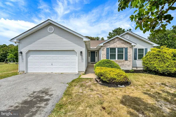 $2,300 | 270 Oaknoll Avenue, Felton, DE 19943