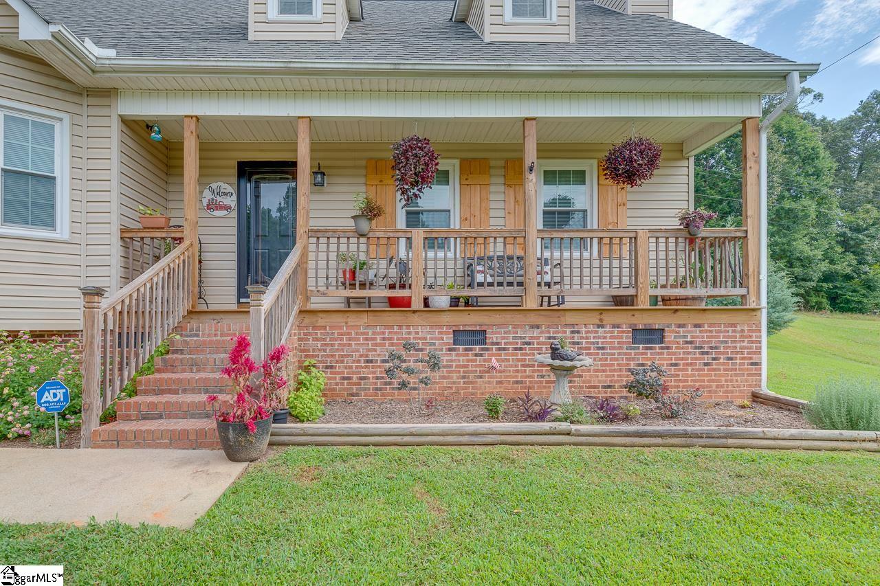 524 Hillandale Road Liberty, SC 29657 - Photo 3 of 30