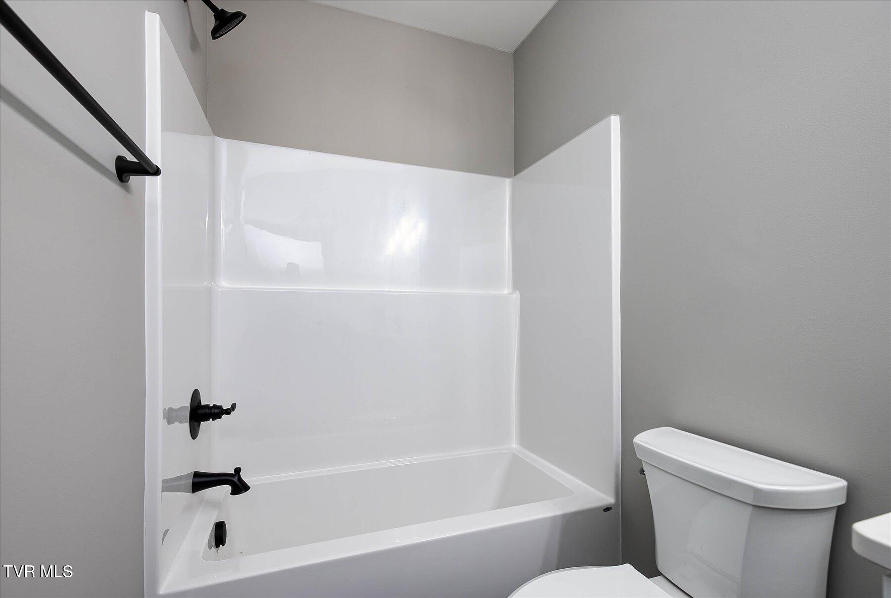 264 Ruby Rose Ridge, Unit 6 Jonesborough, TN 37659 - Photo 25 of 46 25-IMG_5033-Edit