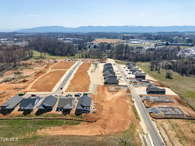 $3,800 | 264 Ruby Rose Ridge, Unit 6, Jonesborough, TN 37659