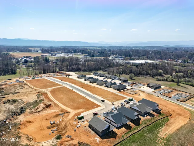 $3,800 | 264 Ruby Rose Ridge, Unit 6, Jonesborough, TN 37659