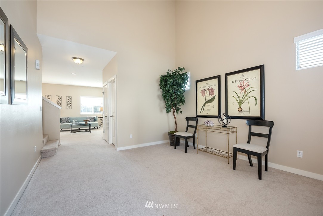 4136 240 Place Southeast Bothell, WA 98021 - Photo 4 of 23