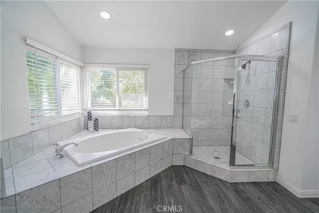 $980,000 | 23678 White Oak Court, Newhall, CA 91321