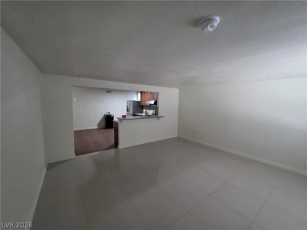 $1,975 | 7184 Pleasant View Avenue, Las Vegas, NV 89147