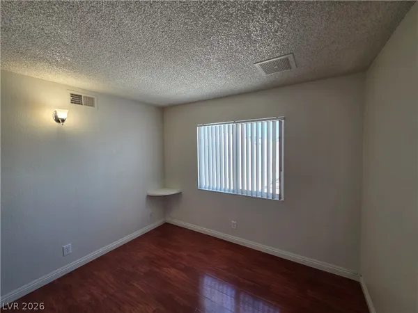 $1,975 | 7184 Pleasant View Avenue, Las Vegas, NV 89147