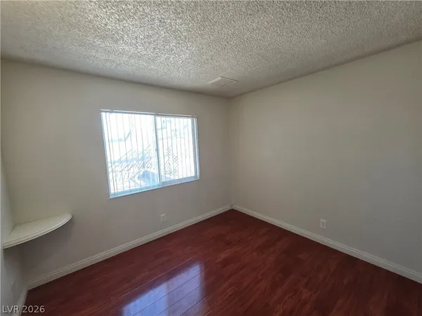 $1,975 | 7184 Pleasant View Avenue, Las Vegas, NV 89147