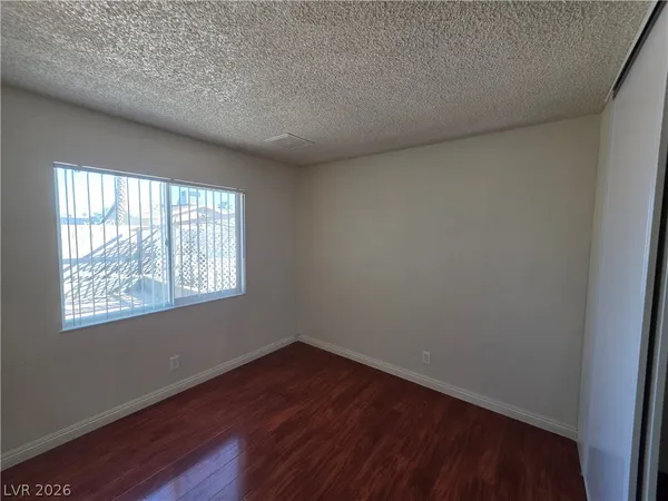 $1,975 | 7184 Pleasant View Avenue, Las Vegas, NV 89147