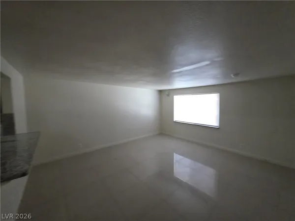 $1,975 | 7184 Pleasant View Avenue, Las Vegas, NV 89147