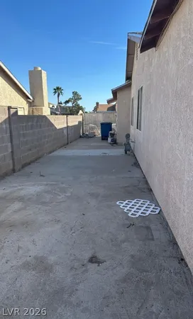 $1,975 | 7184 Pleasant View Avenue, Las Vegas, NV 89147