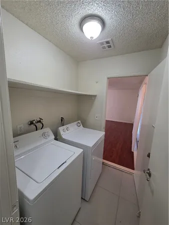 $1,975 | 7184 Pleasant View Avenue, Las Vegas, NV 89147