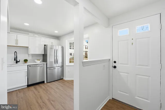 $365,000 | 8359 Georgian Court, Manassas, VA 20110