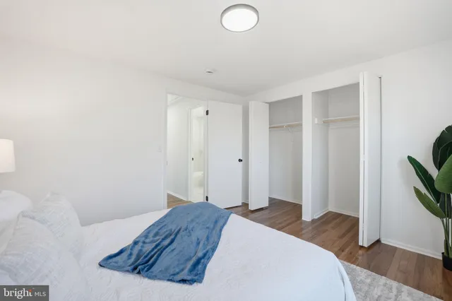 $365,000 | 8359 Georgian Court, Manassas, VA 20110