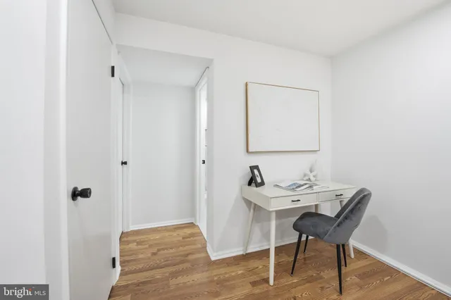 $365,000 | 8359 Georgian Court, Manassas, VA 20110