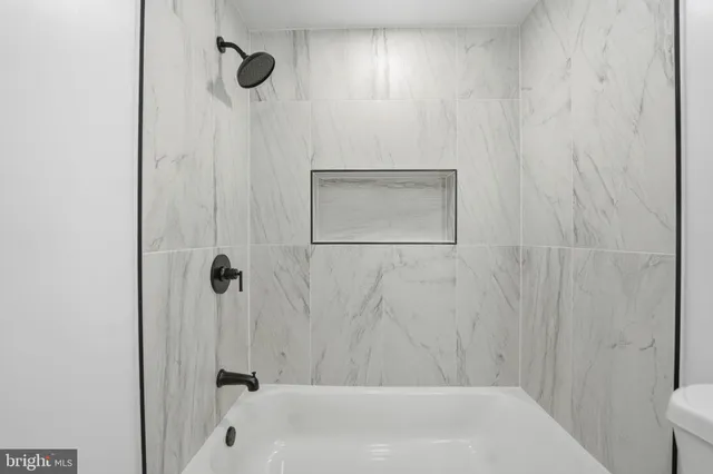 $365,000 | 8359 Georgian Court, Manassas, VA 20110