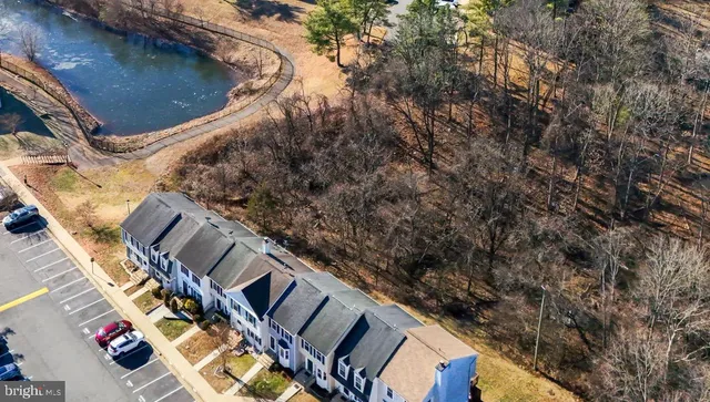 $365,000 | 8359 Georgian Court, Manassas, VA 20110