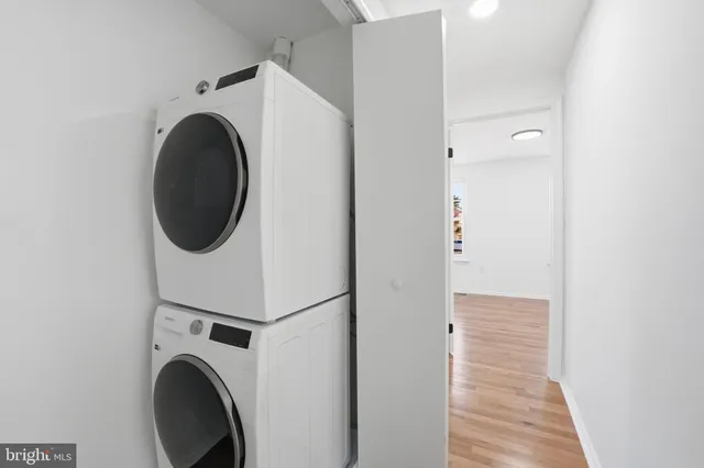 $365,000 | 8359 Georgian Court, Manassas, VA 20110